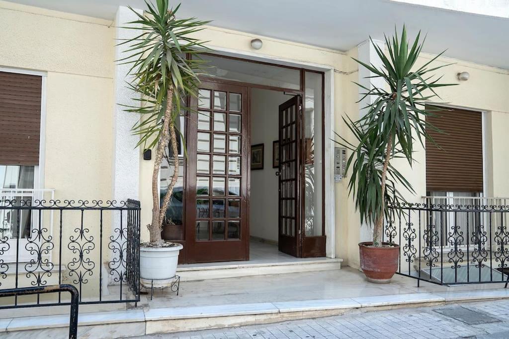 Romantic With Hot Tub Next To Acropolis Apartment Athen